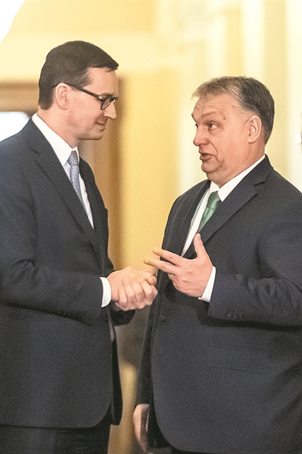 Το μεγάλο παζάρι της ΕΕ με Ουγγαρία και Πολωνία