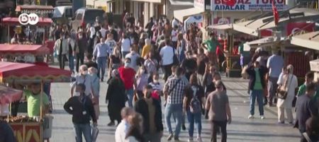 Κορωνοϊός – Τουρκία : Χωρίς μέτρα κατά της πανδημίας η Τουρκία – Αδιαφορούν οι πολίτες