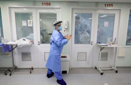 Κορωνοϊός : Με 210 ιδιώτες γιατρούς ενισχύονται τα νοσοκομεία στη βόρεια Ελλάδα