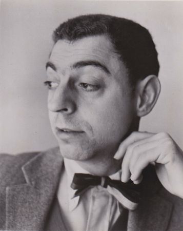 Τζέιμς Γκαλάνος: Ο έλληνας «πατέρας» της αμερικανικής μόδας