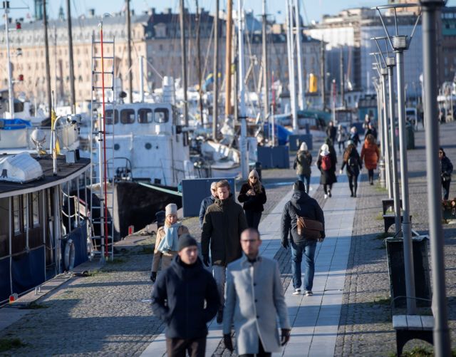 Κορωνοϊός- Σουηδία : Αναμένει κορύφωση του 2ου κύματος στα μέσα Δεκεμβρίου