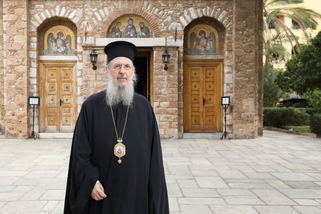 Ανακαλύπτοντας τη Μονή Πετράκη