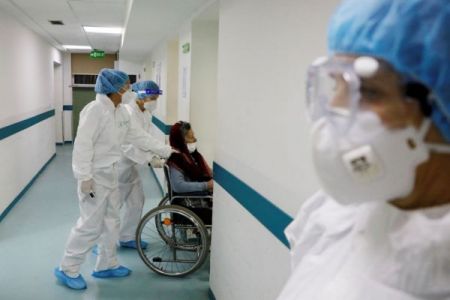 Κορωνοϊός: Οι γιατροί και τα νοσοκομεία χωρών των Βαλκανίων στα πρόθυρα της κατάρρευσης