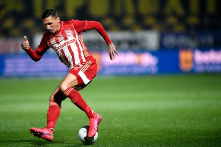 Ολυμπιακός : Εγινε… 100άρης ο Χολέμπας