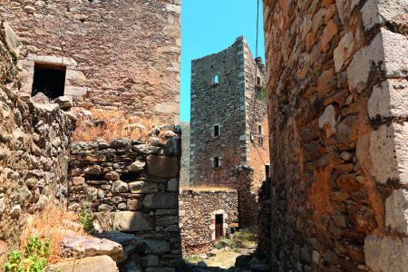 Οι 2 όψεις της Μάνης