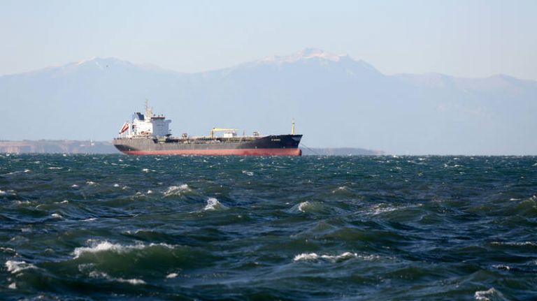 Πειρατεία στη Νιγηρία : Διαπραγματεύσεις για την απελευθέρωση των τριών ελλήνων ναυτικών | tovima.gr
