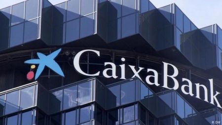 Κύμα συγχωνεύσεων στις ισπανικές τράπεζες