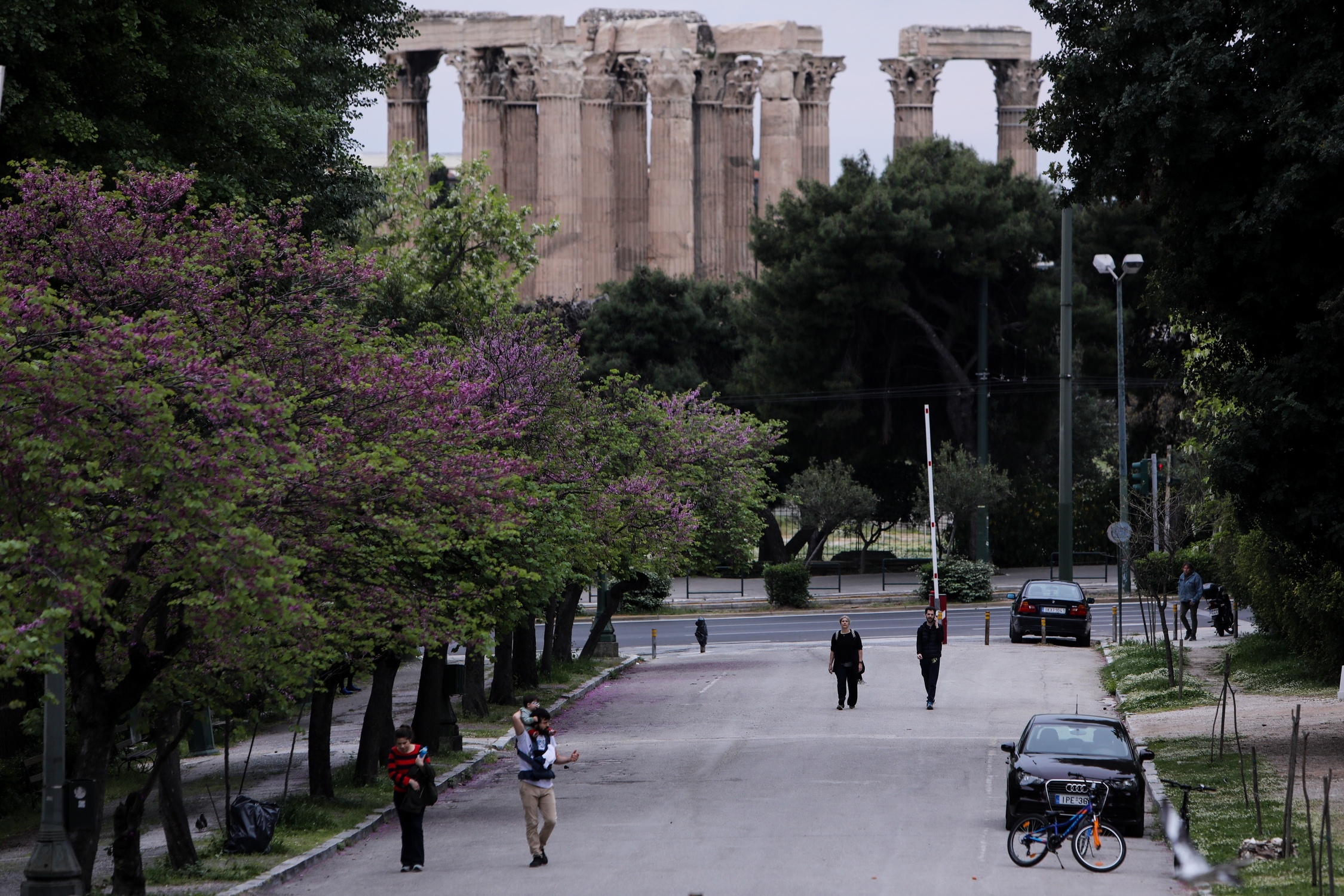 Κορωνοϊός – Τούντας : «Περίπου 100.000 ενεργά κρούσματα στην Ελλάδα»