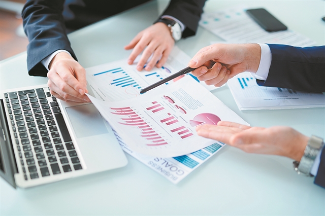 «Αντίδοτο στη βαθιά ύφεση οι δημόσιες επενδύσεις»