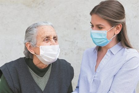 Η ζωή με τον ιό SARS-COV-2 τρία χρόνια μετά