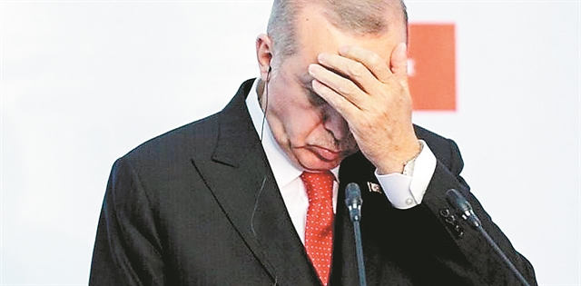 Τουρκία: Φωτιά στα μπατζάκια του Ερντογάν βάζουν τα διεθνή ΜΜΕ – Μπορούν να τον εκθρονίσουν;