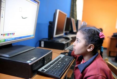 ΟΗΕ : Χωρίς πρόσβαση στο διαδίκτυο 1,3 δισεκατομμύριο παιδιά ηλικίας 3 με 17 ετών