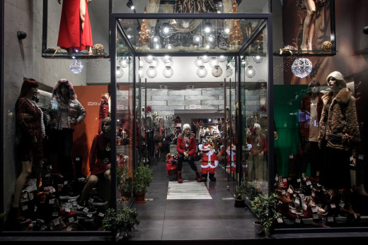 Πρόταση για άνοιγμα της αγοράς στις 21 Δεκεμβρίου – «Να διατηρηθούν τα SMS»