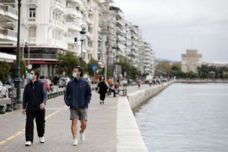 Κορωνοϊός : 453 κρούσματα στη Θεσσαλονίκη, 375 στην Αττική