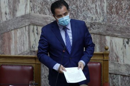 Βουλή : Ψηφίστηκε η τροπολογία για την διατίμηση των τεστ κορωνοϊού