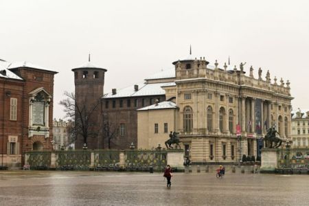 Ιταλία : Στα ύψη θάνατοι και κρούσματα κορωνοϊού