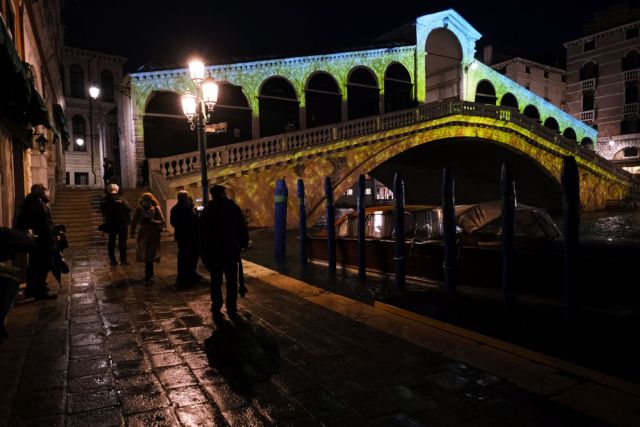 Ιταλία: Μείωση κρουσμάτων και θανάτων από κορωνοϊό – Συνεχίζονται οι αυστηροί έλεγχοι