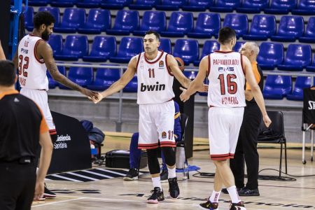 Μπαρτσελόνα – Ολυμπιακός : Θρύλος-όνειρο «άλωσε» τη Βαρκελώνη (88-96)