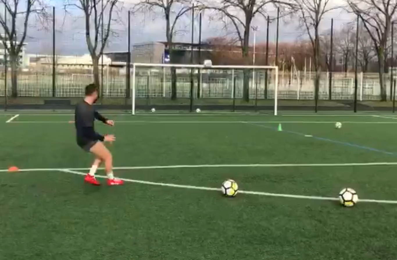 Βαλμπουενά : Μετρά πλέον αντίστροφα για την επιστροφή του στα γήπεδα