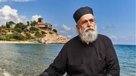 Εκοιμήθη ο Γέροντας Επιφάνιος Μυλοποταμινός, αρχιμάγειρας του Αγίου Όρους