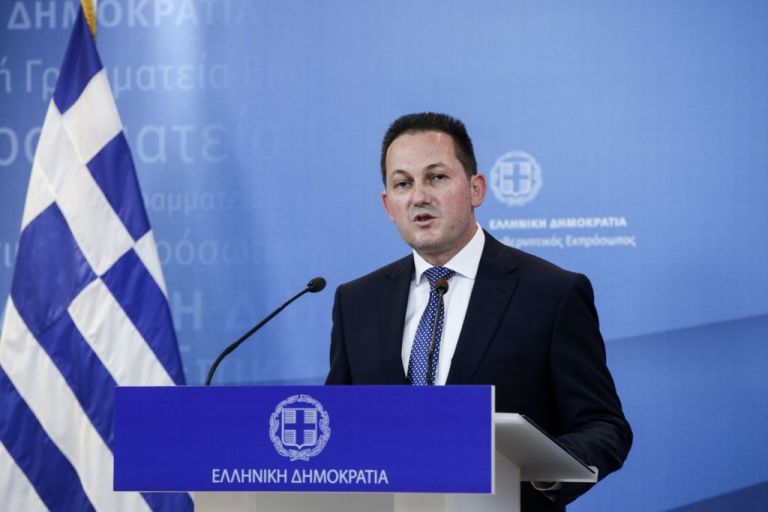 Η  ενημέρωση του κυβερνητικού εκπροσώπου Στέλιου Πέτσα (live) | tovima.gr