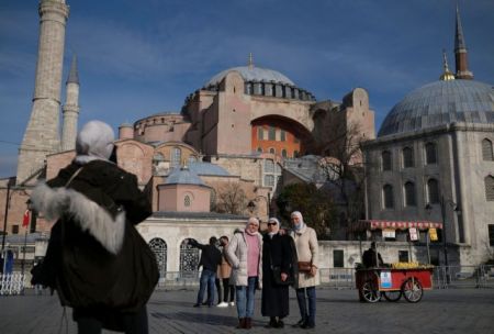 Τουρκία: Καθολική απαγόρευση της κυκλοφορίας για 4 ημέρες από την παραμονή της Πρωτοχρονιάς