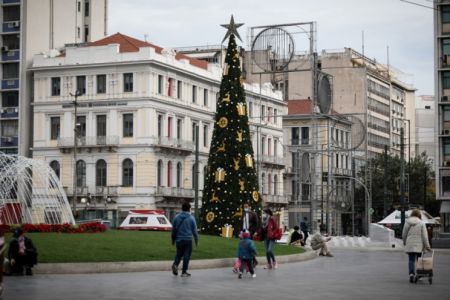 Κορωνοϊός : Τι φοβίζει τους ειδικούς και γιατί δεν αποκλείουν τρίτο κύμα πανδημίας