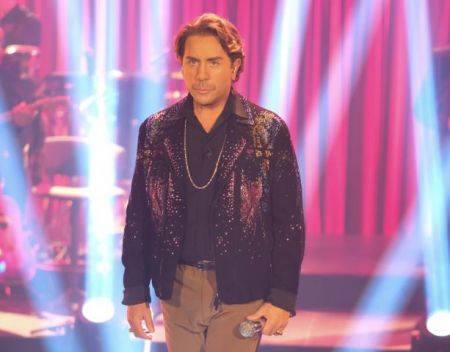 «Σπίτι με το MEGA»: Grand Finale με μεγάλες επιτυχίες του Γιώργου Μαζωνάκη