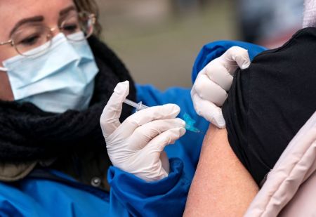 Κορωνοϊός – ΕΕ : Στις 27, 28, 29 Δεκεμβρίου ξεκινούν οι εμβολιασμοί