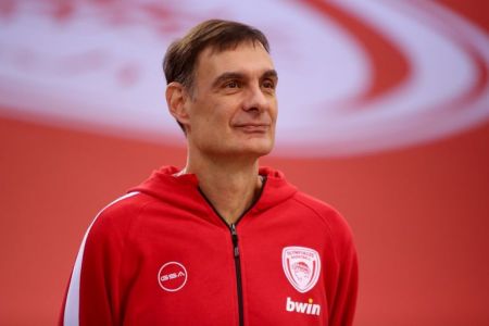 Μπαρτζώκας : «Πιστεύω στην ομάδα, πρέπει να αποκτήσουμε σταθερότητα»