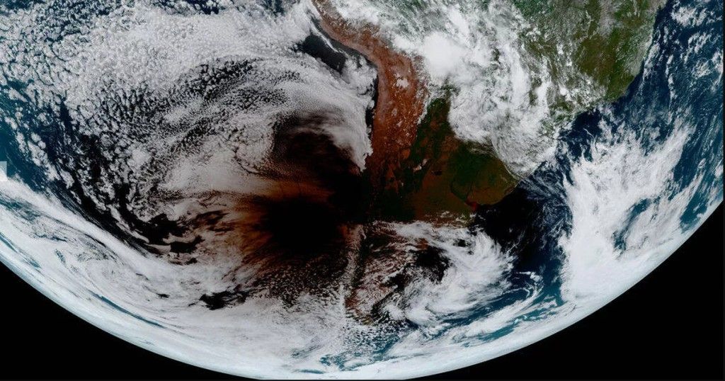 Δορυφόρος κατέγραψε έκλειψη ηλίου όπως δεν την έχετε ξαναδεί