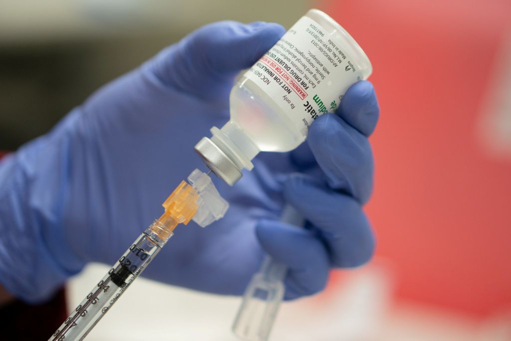 Αθηνά Λινού: Εξαιρετικά ασφαλές το εμβόλιο έναντι του κορωνοϊού