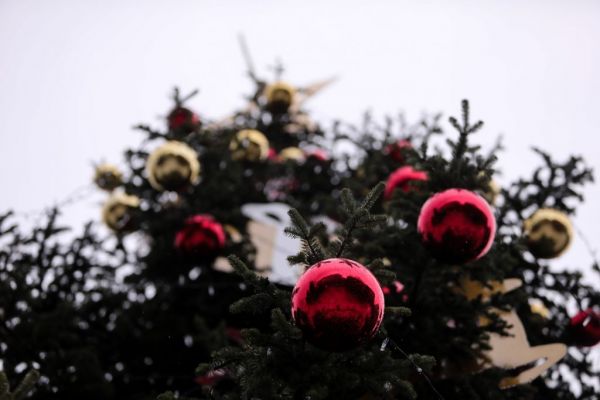 Κορωνοϊός : Τι συμβουλεύουν οι ειδικοί για τις ημέρες των εορτών – Τι θα πρέπει να αποφύγουμε | tovima.gr
