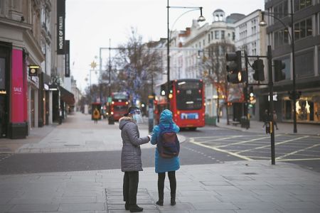 Η Βρετανία στην εποχή της… μοναξιάς