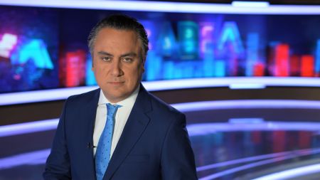 Εμβόλιο κορωνοϊού: Τα δεδομένα και οι τελευταίες εξελίξεις στη «Βαβέλ» Τρίτη στις 00:10