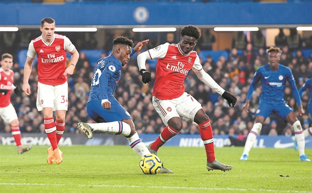 Χριστούγεννα με ποδόσφαιροκαι ανθρωπιά