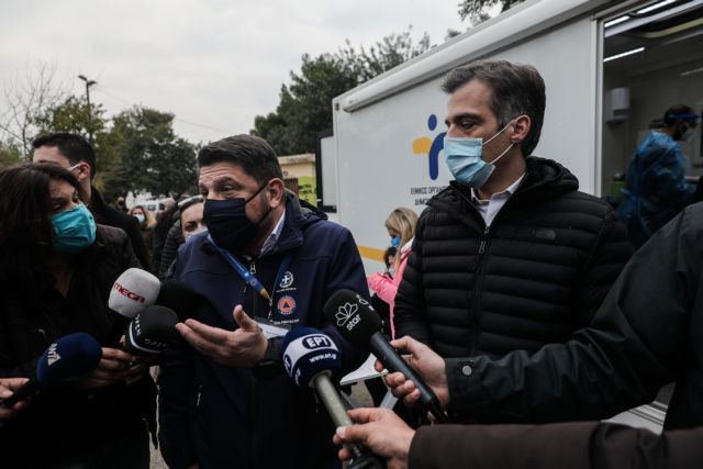 Στη Θεσσαλονίκη ο Χαρδαλιάς – Επιθεώρηση στις αποθήκες εμβολίων