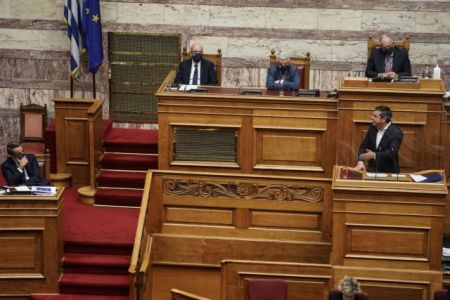 Τσίπρας: Προ ημερησίας συζήτηση στη Βουλή για διαφάνεια και λειτουργία της Δημοκρατίας
