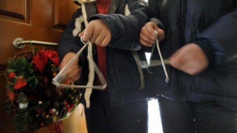 Κορωνοϊός : Χριστούγεννα χωρίς κάλαντα – Φέτος τα παιδιά δεν θα μας πουν «Καλήν εσπέραν άρχοντες»