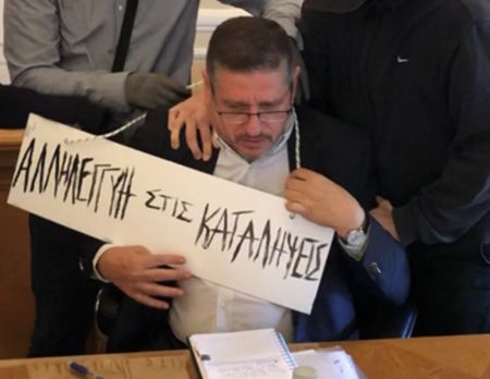 Ταυτοποιήθηκαν 8 άτομα για την επίθεση στον πρύτανη του οικονομικού πανεπιστημίου