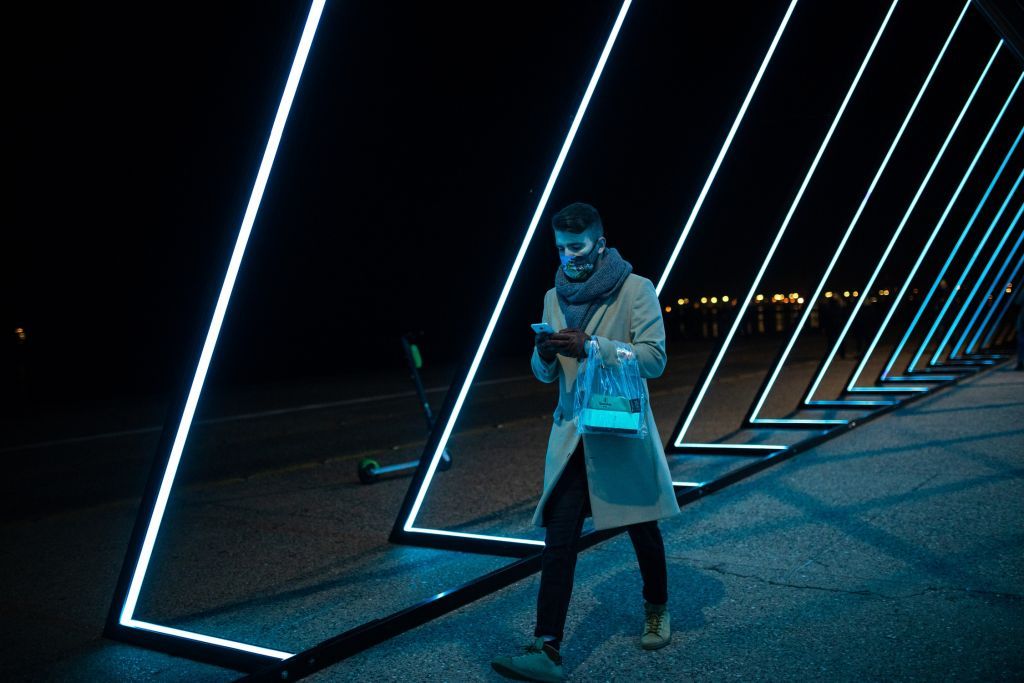 Κορωνοϊός : Σε Αθήνα και Θεσσαλονίκη σχεδόν τα μισά από τα σημερινά κρούσματα