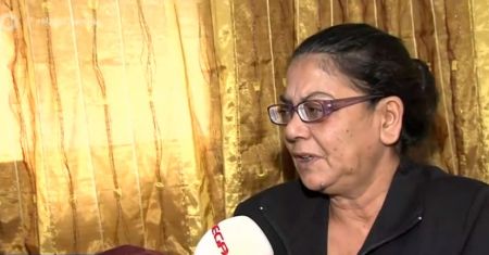 Κρήτη : Οι μαχαιριές που διέλυσαν για πάντα μια οικογένεια – Τι λέει η μητέρα του θύματος στο MEGA