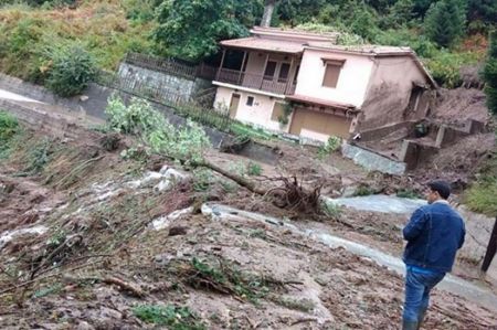 Καρδίτσα : Ανησυχία από κατολισθήσεις στη Λίμνη Πλαστήρα