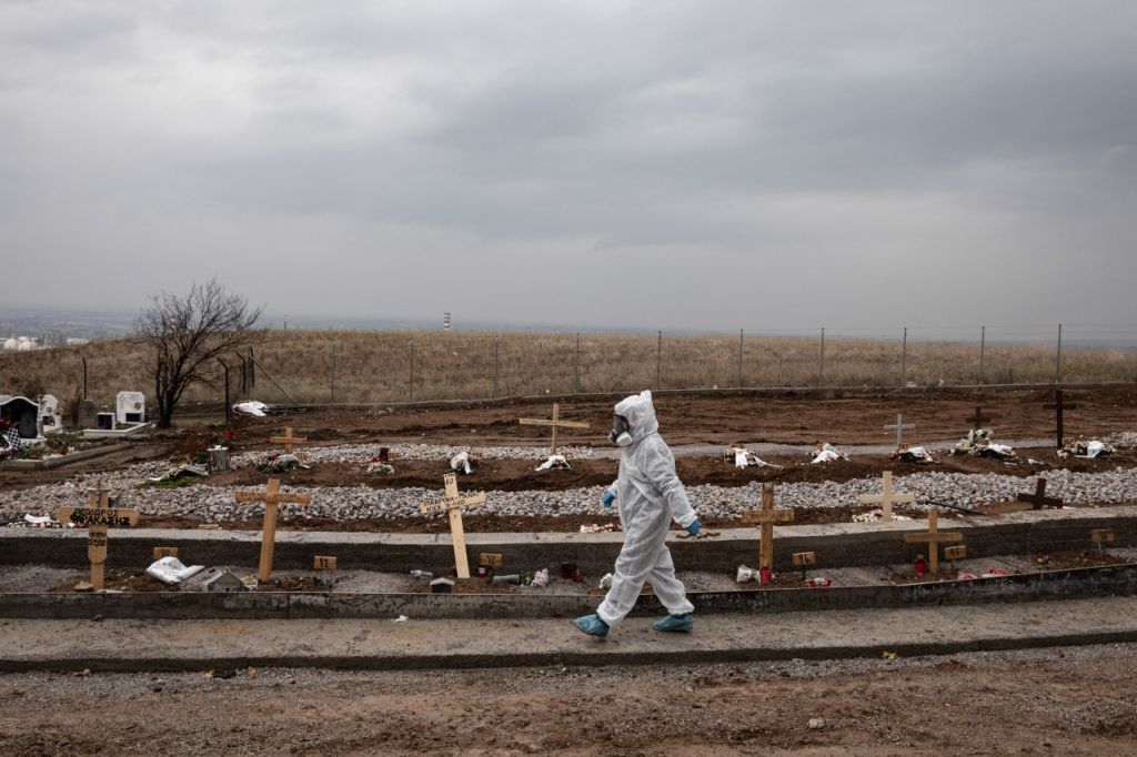 2020: Η χρονιά που η Ελλάδα φοβήθηκε – Τι δείχνει έρευνα της Kάπα Research