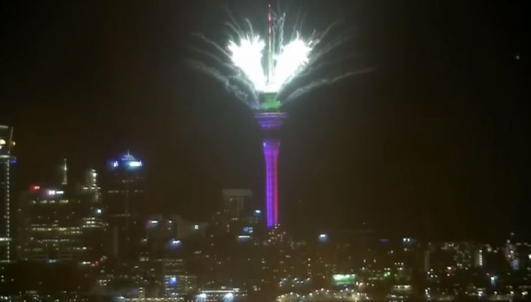 2021 : Η Νέα Ζηλανδία υποδέχτηκε πρώτη το νέο έτος | tovima.gr