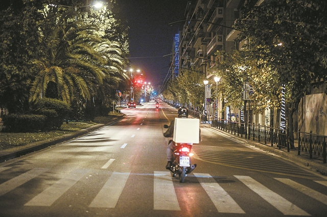 Στο «μηχανάκι του τρόμου» για4 ευρώ την ώρα