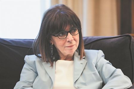 Μία διαφορετική Πρόεδρος