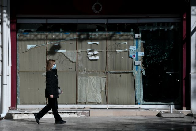 Κορωνοϊός : Εορταστική αύξηση κρουσμάτων κατά 9% μετά από έναν μήνα πτώσης