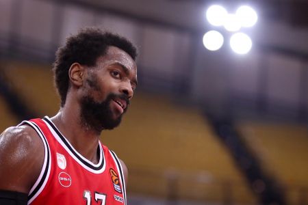 Ζαν-Σαρλ : «Θρυλική ομάδα ο Ολυμπιακός – Λείπουν πολύ οι φίλαθλοι»