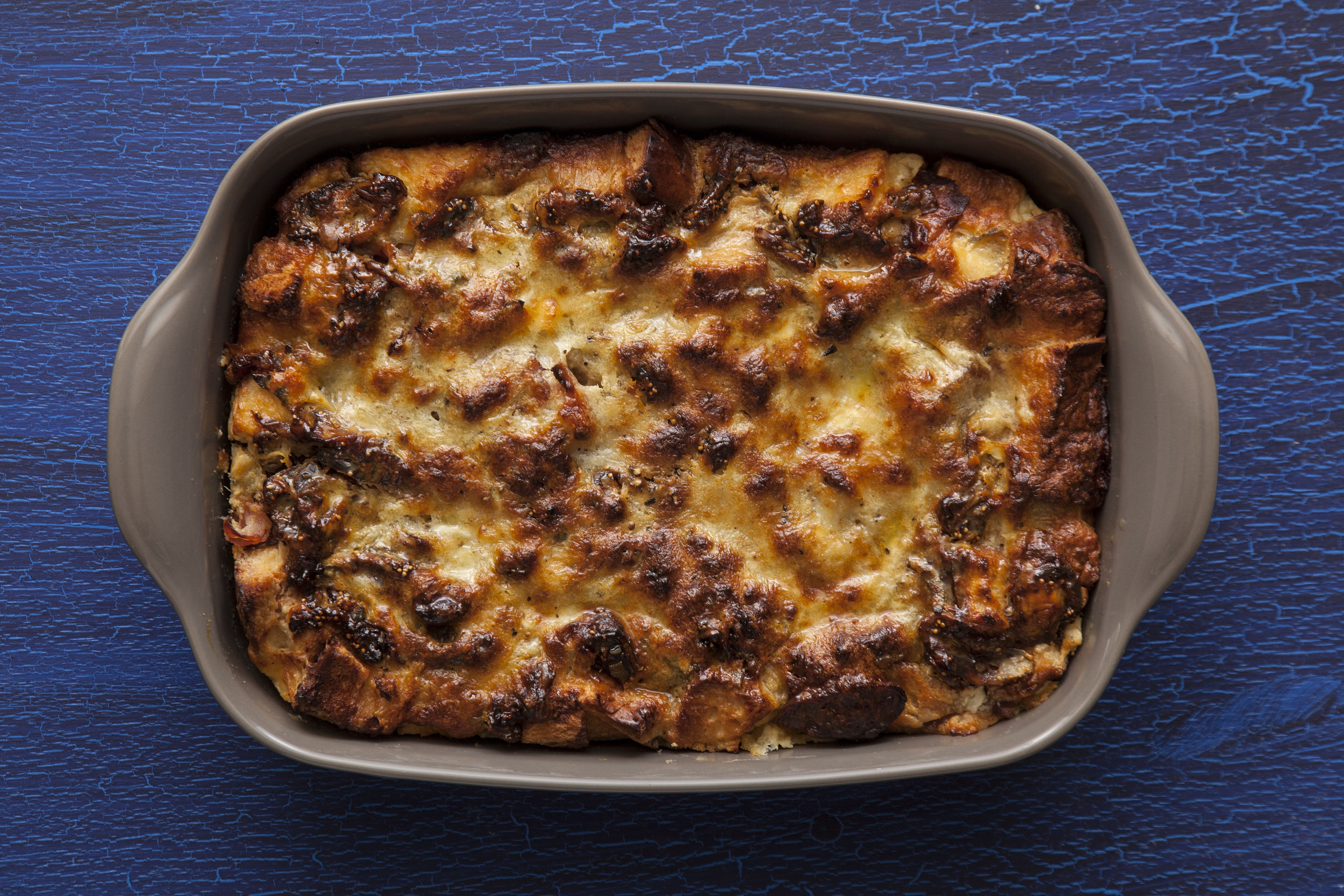 Πουτίγκα από βασιλόπιτα (πολίτικη) ή τσουρέκι